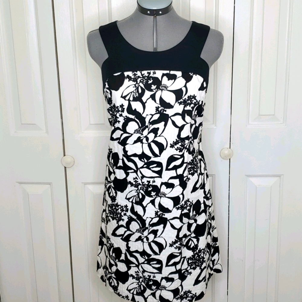 LOFT Black & White Sleeveless Dress